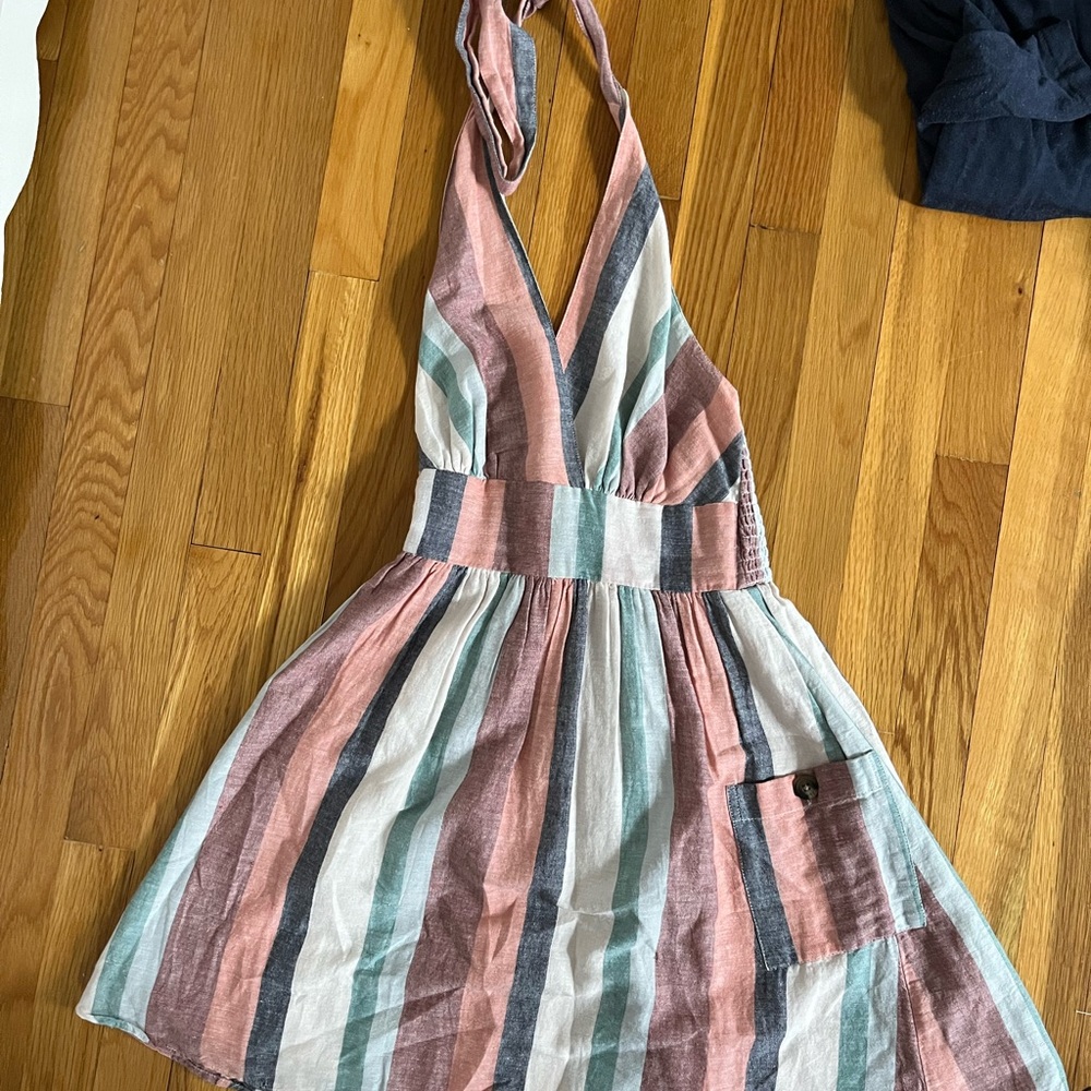 AMERICAN EAGLE OUTFITTERS halter dress